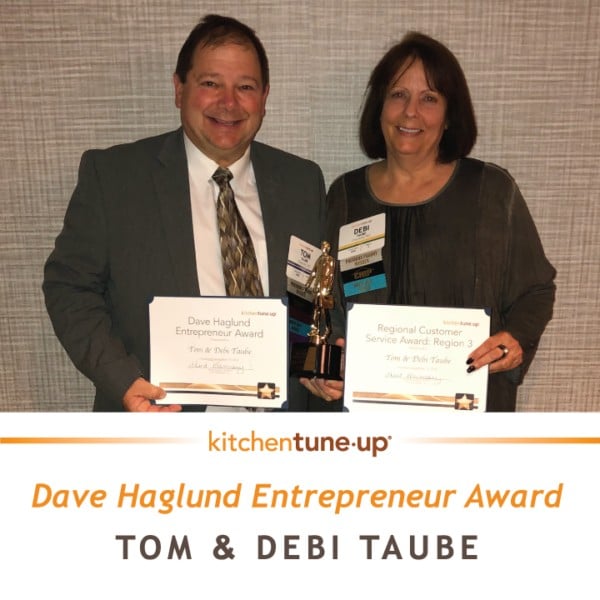 dave-haglund-award-taube.jpg