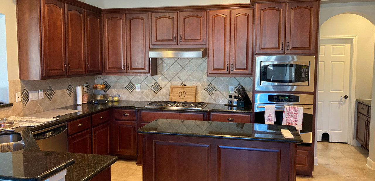 cabinet-painting-sw-satin-x-roche-sugarland-tx-before